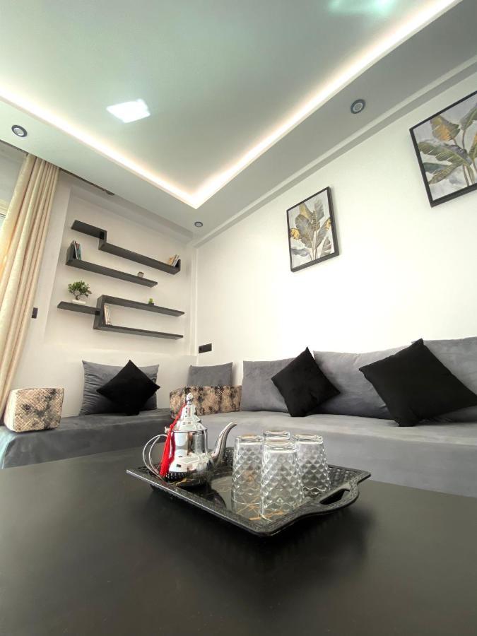 Lovely 2 Bedroom Apartment Rabat Exteriör bild
