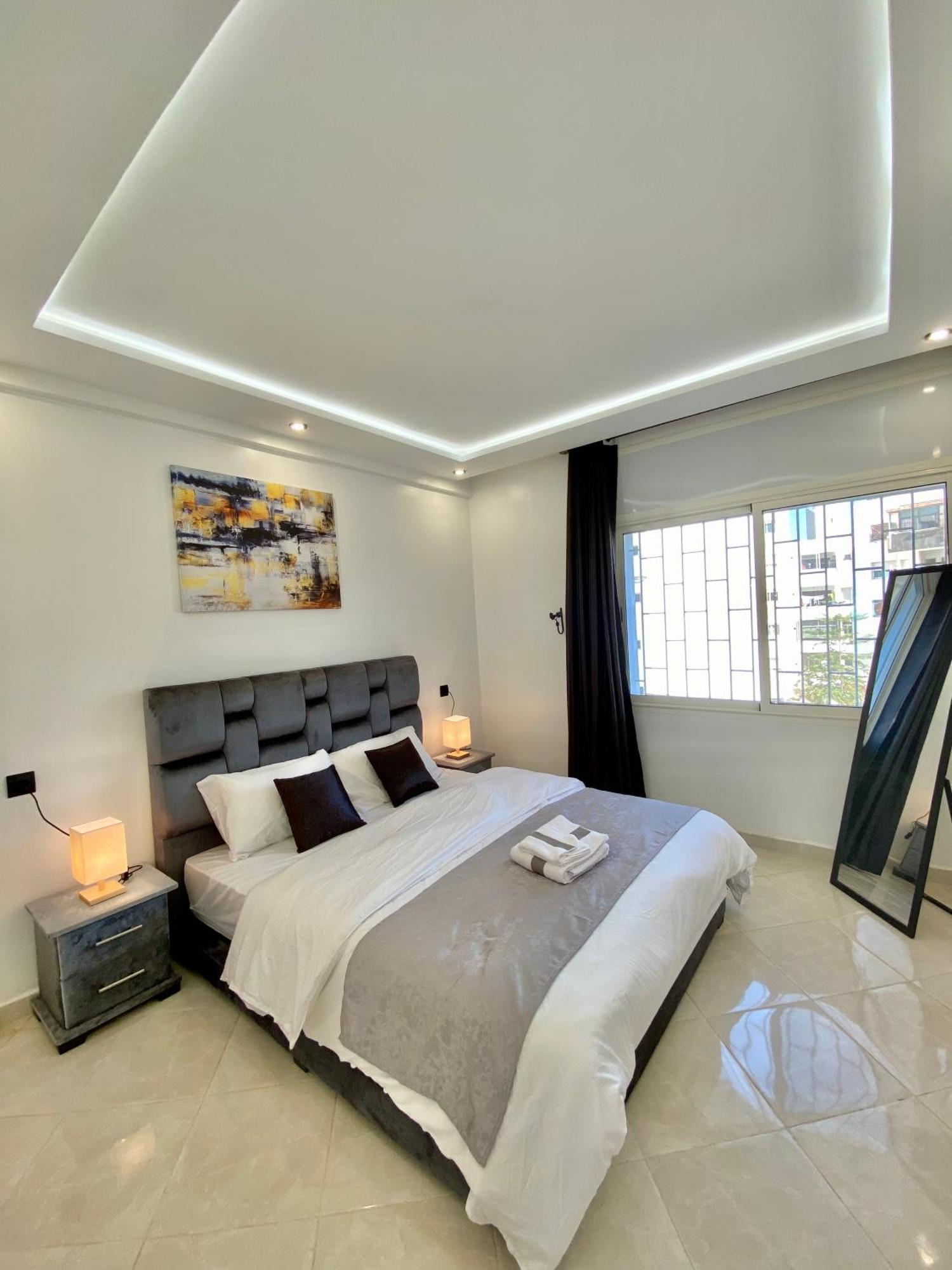 Lovely 2 Bedroom Apartment Rabat Exteriör bild