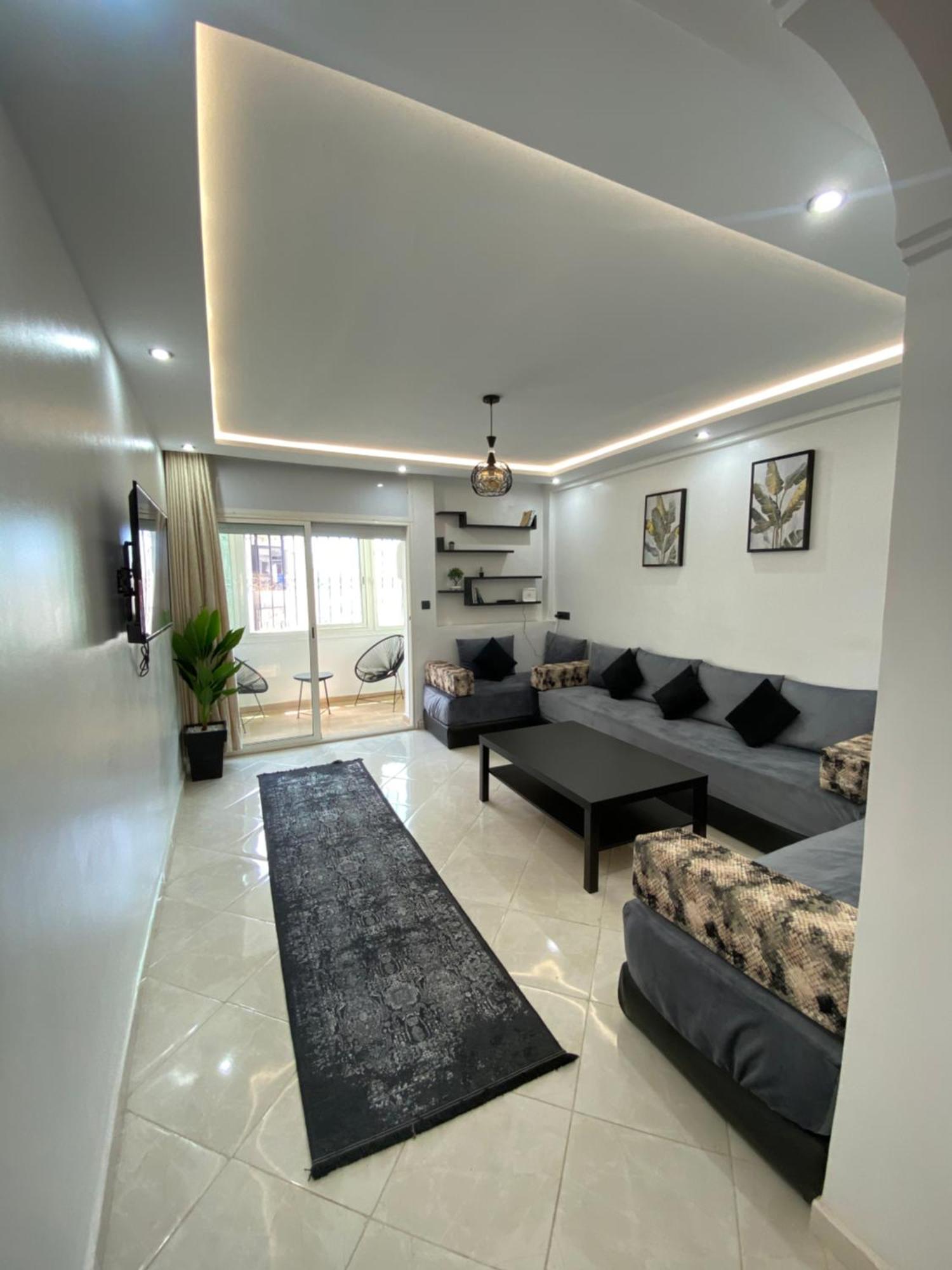 Lovely 2 Bedroom Apartment Rabat Exteriör bild